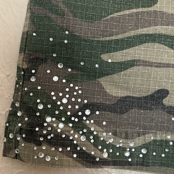 Skirt - Picture 2 of 6